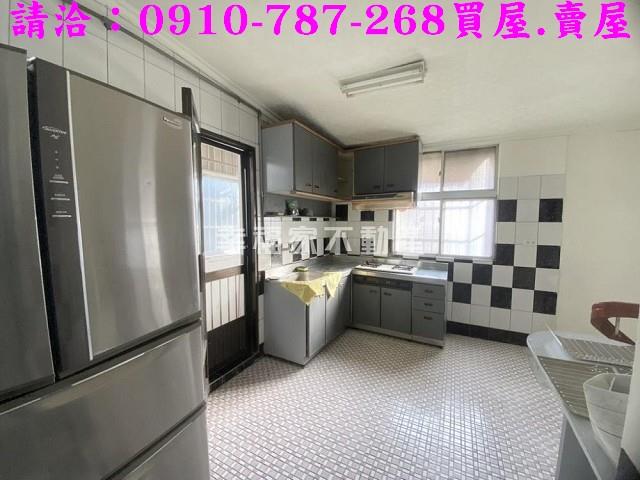 東區公寓-12